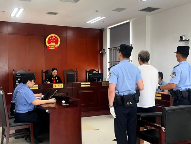 乘客&ldquo;开门杀&rdquo;致人死亡，网约车司机一审获刑1年3个月！